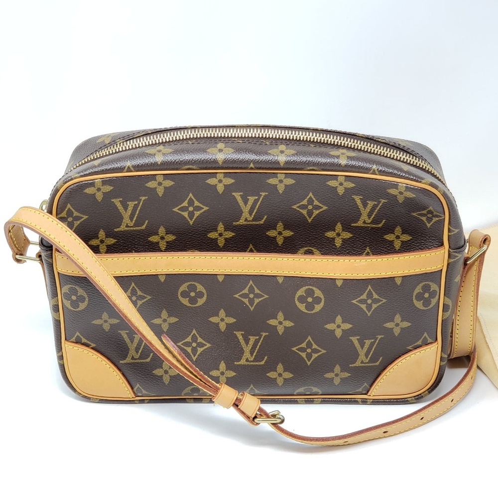 100% Auth Louis Vuitton Trocadero Crossbody Bag - Picture 1 of 9